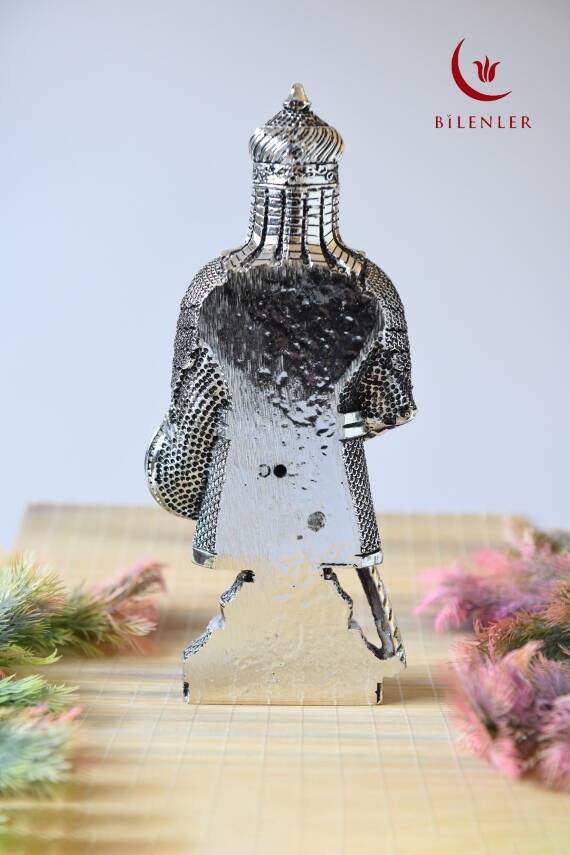 Fetih Zırh Ayetel Kürsi Biblo Orta Boy 11×27 cm– Gümüş Renk Metal Dekoratif Aksesuar - 3