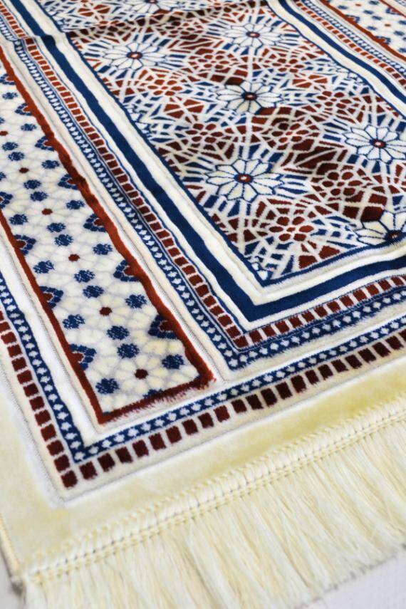Lüks Kadife Seccade - 70x110 cm - Kalın Yumuşak Doku-Mihrap Desen Lacivert - 2