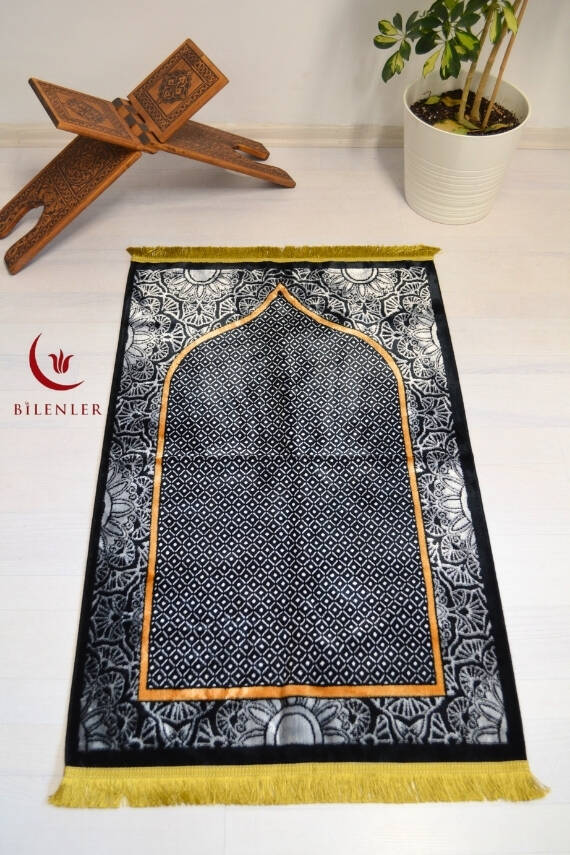 Lüks Kadife Seccade - 70x110 cm - Kalın Yumuşak Doku - Şık ve Konforlu Siyah - 1