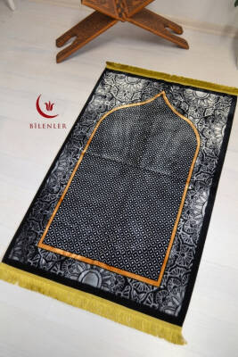 Lüks Kadife Seccade - 70x110 cm - Kalın Yumuşak Doku - Şık ve Konforlu Siyah - 4