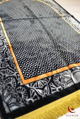 Lüks Kadife Seccade - 70x110 cm - Kalın Yumuşak Doku - Şık ve Konforlu Siyah - 3