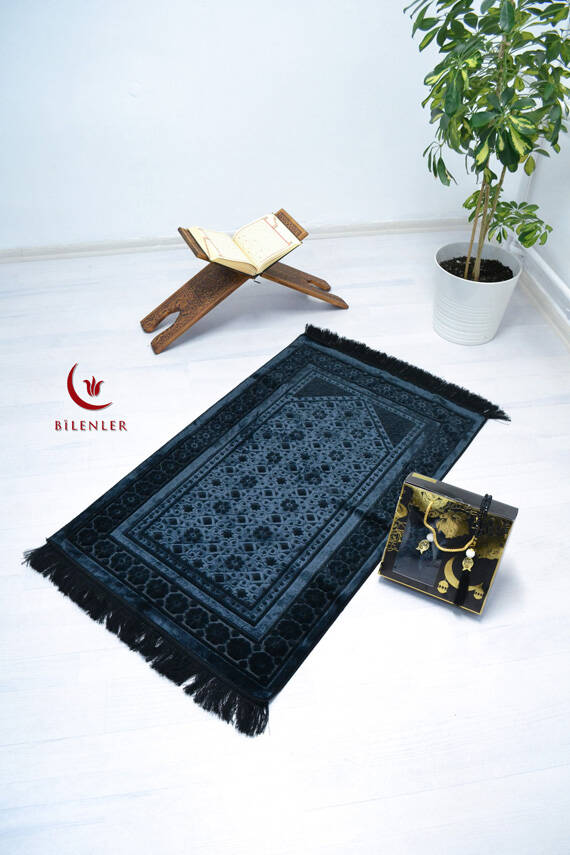  Özel Kutulu Hediyelik Lüks Kadife Dokuma Seccade ve Kristal Tesbih Seti Siyah - 3