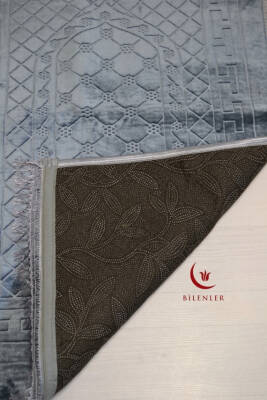 Peluş Seccade Gri - 80x120 cm - Ekstra Konforlu - Yumuşak ve Geniş Ölçülü - 3