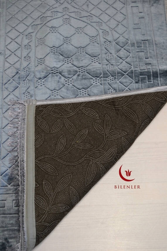 Peluş Seccade Gri - 80x120 cm - Ekstra Konforlu - Yumuşak ve Geniş Ölçülü - 3