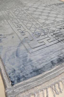 Peluş Seccade Gri - 80x120 cm - Ekstra Konforlu - Yumuşak ve Geniş Ölçülü - 2