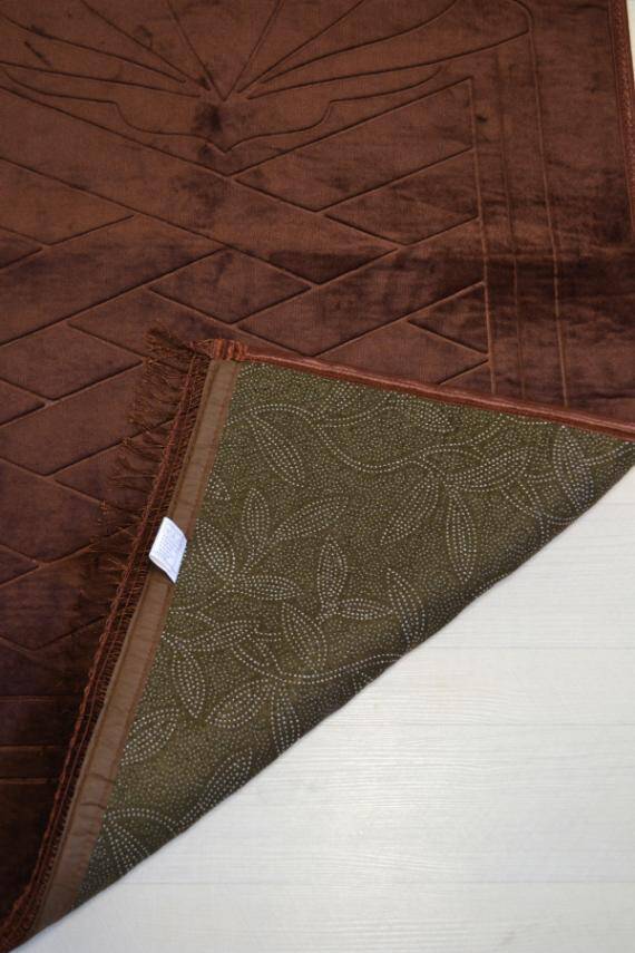 Peluş Seccade Kahverengi - 80x120 cm - Ekstra Konforlu - Yumuşak ve Geniş Ölçülü - 3