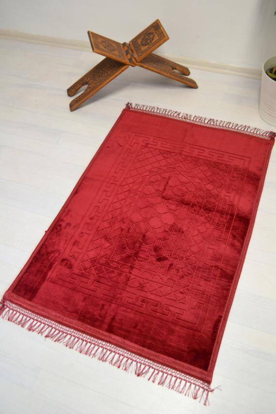 Peluş Seccade Kırmızı - 80x120 cm - Ekstra Konforlu - Yumuşak ve Geniş Ölçülü - 4