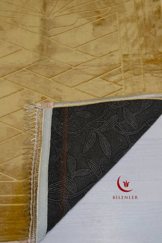 Peluş Seccade Sarı - 80x120 cm - Ekstra Konforlu - Yumuşak ve Geniş Ölçülü - 3