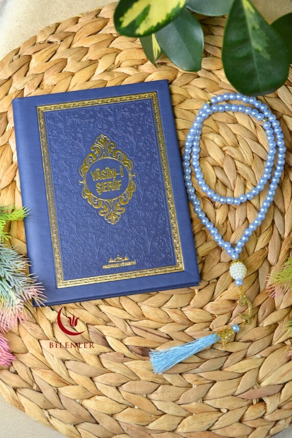 Tül Keseli İnci Tesbihli Yasin Kitabı Çanta Boy Termo Deri Kaplı Lacivert – Arapça, Türkçe Okunuşlu ve Mealli – 128 Sayfa | Hac Umre ve Mevlit Hediyeliği - 2